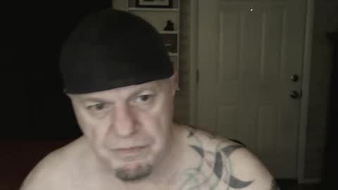 Snapshot of roinaz chatting on 4, 1, 2025 roinaz online show from 4, 1, 2025