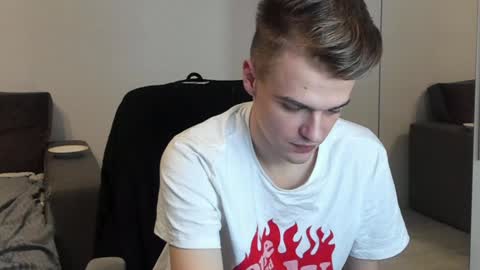 Snapshot of rokko_diamond777 chatting on 13, 1, 2025 taylor fox online show from 13, 1, 2025