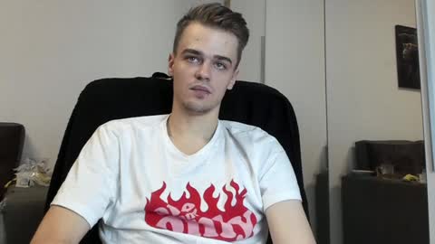 Snapshot of rokko_diamond777 chatting on 15, 1, 2025 taylor fox online show from 15, 1, 2025