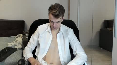 Snapshot of rokko_diamond777 chatting on 20, 1, 2025 taylor fox online show from 20, 1, 2025