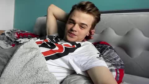 Snapshot of rokko_diamond777 chatting on 24, 9, 2025 taylor fox online show from 24, 9, 2025