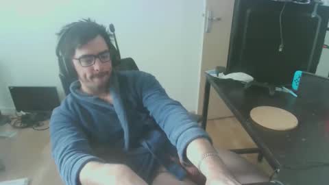 romainb72 online show from 18, 2, 2025