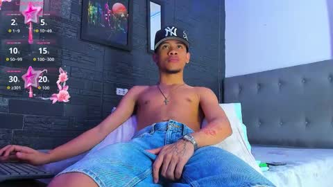 Snapshot of romancartier_ chatting on 20, 11, 2025 Roman Cartier online show from 20, 11, 2025