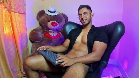 Roman online show from 2, 2, 2025