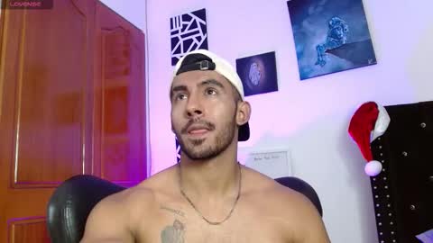 Snapshot of romanpearce_ chatting on 5, 2, 2026 Roman online show from 5, 2, 2026