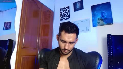 Snapshot of romanpearce_ chatting on 19, 3, 2026 Roman online show from 19, 3, 2026