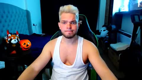 romantic_twunk online show from 3, 11, 2025