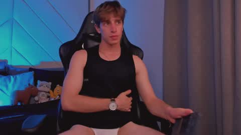 Snapshot of romeo_ricci1 chatting on 16, 1, 2025 Romeo Ricci online show from 16, 1, 2025