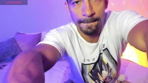 Snapshot of romeocolin_ chatting on 30, 12, 2024 R O M E O online show from 30, 12, 2024
