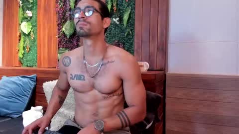 Snapshot of romeocolin_ chatting on 19, 1, 2025 R O M E O online show from 19, 1, 2025