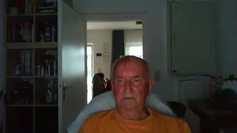 Snapshot of ron70zig chatting on 21, 9, 2025 ron70zig online show from 21, 9, 2025