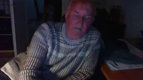 Snapshot of ron70zig chatting on 20, 10, 2025 ron70zig online show from 20, 10, 2025