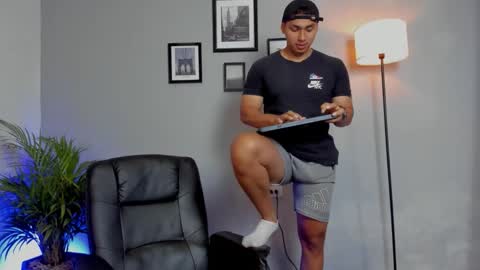 RonnieCanford online show from 11, 1, 2026