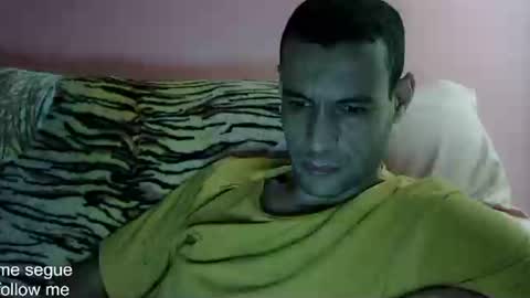 Snapshot of ronnispoto chatting on 18, 1, 2025 ronny online show from 18, 1, 2025