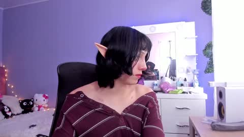 Twelve 3 Inst Twelve 312002 Twitter Room312 2002 online show from 10, 12, 2024