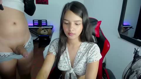  MIA AND PAUL online show from 31, 10, 2025