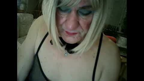 Snapshot of rosa_teevee chatting on 11, 3, 2025 Tina online show from 11, 3, 2025