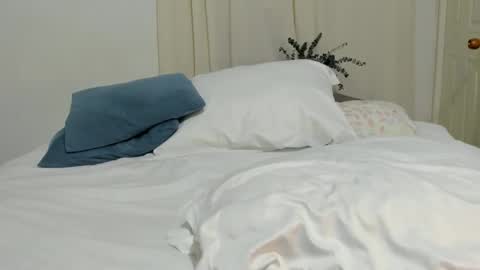 Snapshot of rosaliiaa1 chatting on 25, 2, 2025 Rosalia online show from 25, 2, 2025