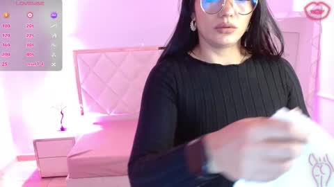 Snapshot of rosalind_tay chatting on 10, 3, 2026 ROSALIN online show from 10, 3, 2026