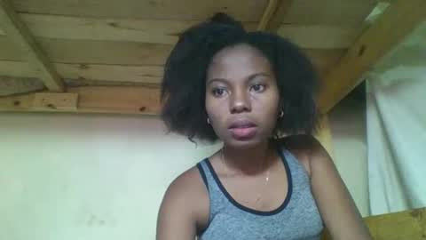 Snapshot of rosalinda933 chatting on 28, 2, 2026 Rosalinda online show from 28, 2, 2026