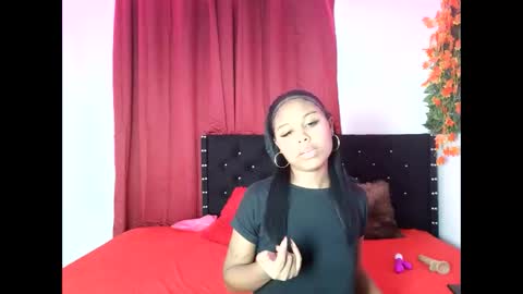 Snapshot of rosasexi_09 chatting on 18, 10, 2025 rosasexi_09 online show from 18, 10, 2025