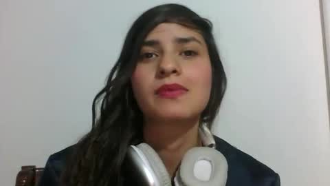 rosasvioletas online show from 11, 11, 2025