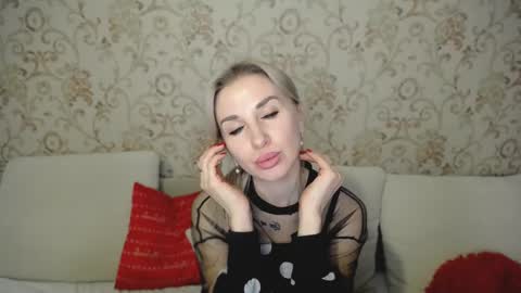 rose  shine online show from 8, 1, 2025
