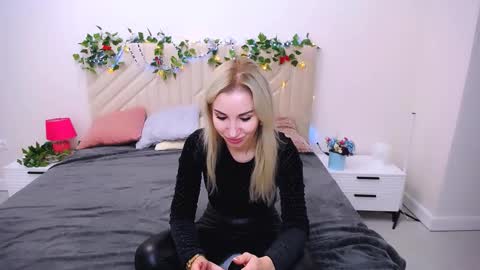 rose  shine online show from 30, 10, 2025