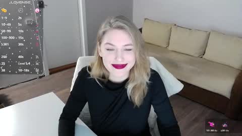 Snapshot of rose_brooks chatting on 10, 2, 2026 Rose but u can call me princess online show from 10, 2, 2026