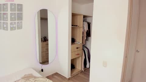 Snapshot of rose_sscott chatting on 24, 10, 2025 Jhoan Alexis online show from 24, 10, 2025