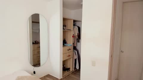 Snapshot of rose_sscott chatting on 13, 11, 2025 Jhoan Alexis online show from 13, 11, 2025