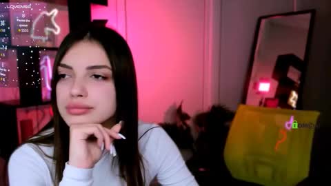 rose online show from 26, 11, 2025