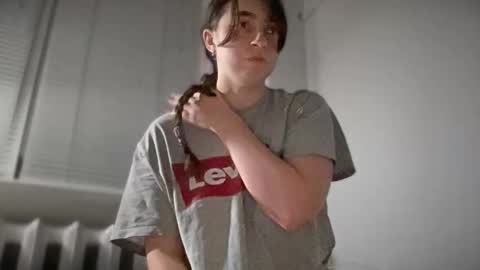 Rose and the Collector online show from 11, 11, 2025