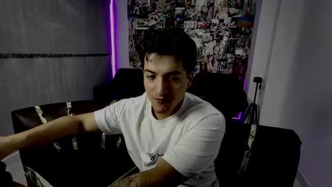 Snapshot of roseandviktor23 chatting on 11, 10, 2025 Rose Sins and Don Viktor online show from 11, 10, 2025