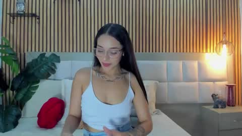 roseaurora online show from 7, 2, 2026