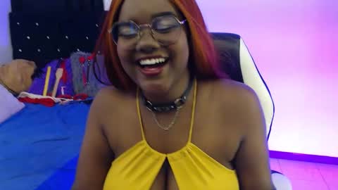 Snapshot of rosebeckers7 chatting on 26, 9, 2025 Your girl Rose 6k of followers online show from 26, 9, 2025