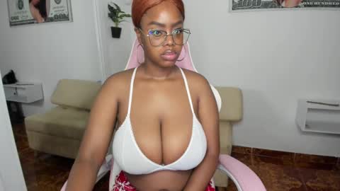 Snapshot of rosebig chatting on 18, 9, 2025 RoseBig online show from 18, 9, 2025