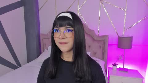 Snapshot of rosecassie chatting on 8, 2, 2025 Rose online show from 8, 2, 2025