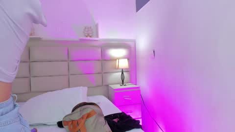 Snapshot of rosecassie chatting on 21, 2, 2025 Rose online show from 21, 2, 2025