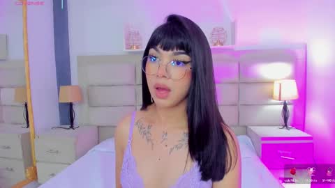 Snapshot of rosecassie chatting on 24, 2, 2025 Rose online show from 24, 2, 2025