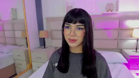 Snapshot of rosecassie chatting on 26, 2, 2025 Rose online show from 26, 2, 2025