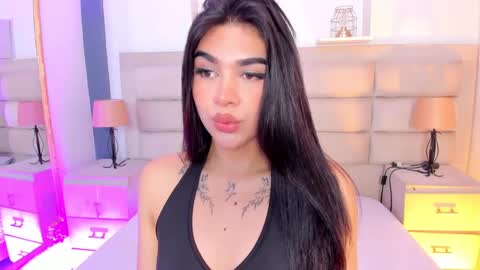 Snapshot of rosecassie chatting on 13, 9, 2025 Rose online show from 13, 9, 2025