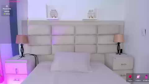 Snapshot of rosecassie chatting on 23, 9, 2025 Rose online show from 23, 9, 2025