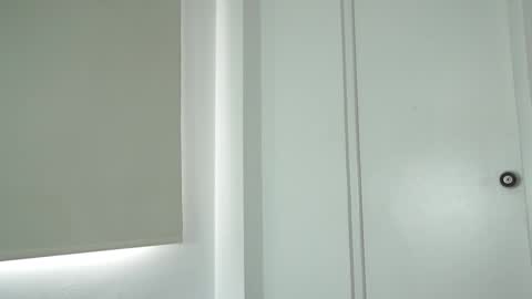 Lyla OF roselinedior online show from 18, 10, 2025