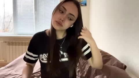 Mimi online show from 13, 11, 2025