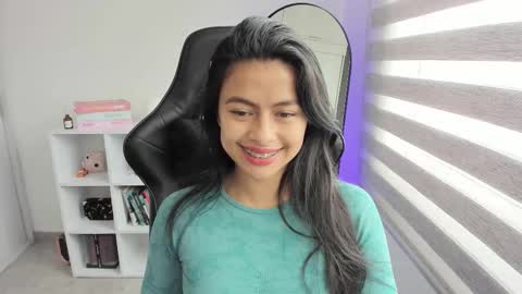 Snapshot of roseparis chatting on 2, 11, 2025 Nat online show from 2, 11, 2025