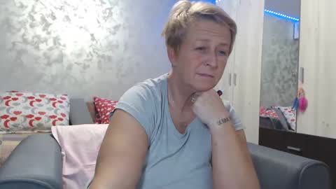 Lovepinklilly online show from 6, 12, 2024