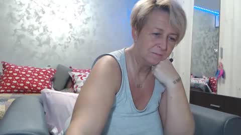 Lovepinklilly online show from 10, 12, 2024