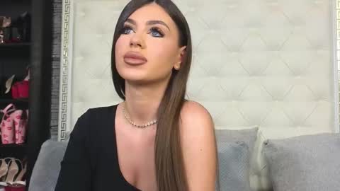 Snapshot of rosevanessa chatting on 19, 11, 2025 Gabriela online show from 19, 11, 2025