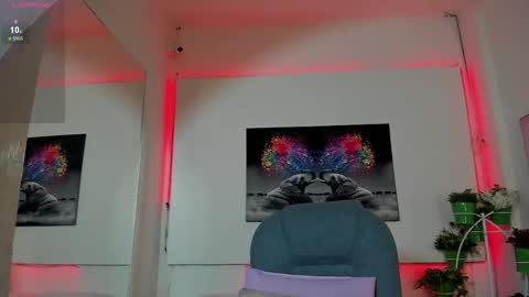 Snapshot of rosi_cooper chatting on 29, 10, 2025 rosi_cooper online show from 29, 10, 2025